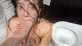 Venom Evil EXTREMELY rough anal & piss, gagging deepthroat, face flushed in toilet [RE-ISSUE] – PissVids