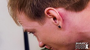 Busty horny MILF enjoys pussyfucking