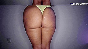 Mega Ass Carmela Clutch Creampie in 4K – MrLuckyPOV