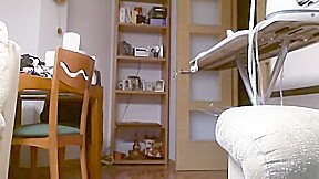 college girl perla se masturba duro hasta botar rica leche