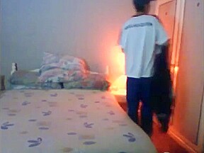 Flaco me llena la cola dos ves segidas