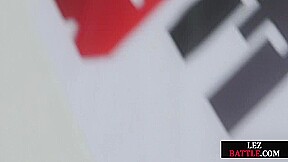 Ebony lez wrestler is dominating