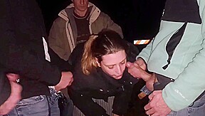 dogging nocturne j offre des bites a ma chienne