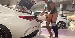 je me rend dans un parking me faire sauter comme une pute