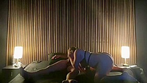 juste un peu de sexe avant de se coucher