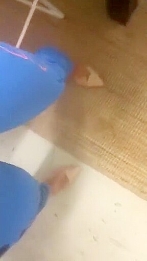 Sexy Strict Foot Fetish Goddess from Australia