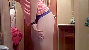 Sexy striptease by Aussie young amateur teen 18+ babe