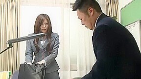 Horny Japanese model Yuna Shiina in Amazing Cougar, Cunnilingus JAV movie
