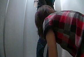 Fitting room(censored)