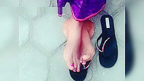 Pretty African girls feet