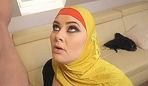 Alexa Bold & Thomas in Busty Hijab Girl – Porncz