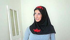 Aria Rossi & Max Dior in Aria Rossi Wants To Live In Prague – Porncz