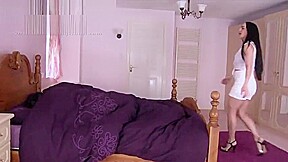 Axa Chloe – Caught Cheating ballbusting