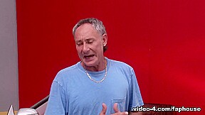 Back seat of the car VS. backstage sluts – FapHouse