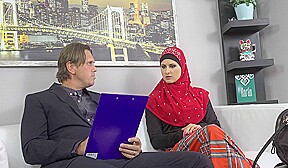 Billie Star & Thomas in Lawyer Settles For Fine Muslim Pussy – Porncz