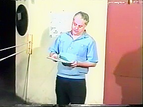 Blonde vs Brunette Catfight