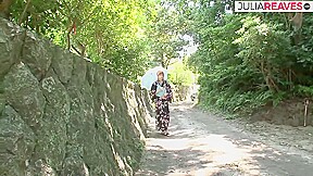 Blowjob in the car and a threesome fuck at home