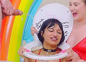 Candy Scott and Grace Lowdie squirt colours out of their assholes