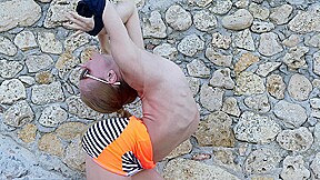 Contortion In Public – Watch4Fetish