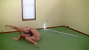 Faith vs Alexis – catfight