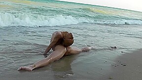 Flexible Strand Workout – Watch4Fetish