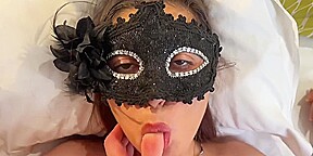 jeune coquine de 18 ans deja trés pro du cul