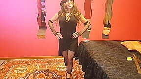 Lady Agata prende a calci nelle palle Andrea Dipre