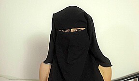 Mila Fox & Thomas in Mila Fox Is Watching Porn Secretly – Porncz