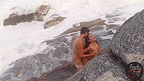 Transando Nas Pedras Do Rio – Lady Milf