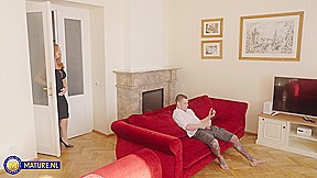 Alex Is A Big Ass Curvy Stepmom Who Wants Anal Sex From Her Stepson After She Catches Him Masturbate – MatureNl