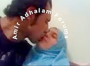 arabic écolière assidue