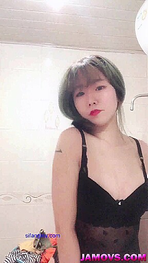 Cute Asian teen 18+ Masturbating With Toy