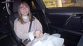 【激カワ大】22歳【夢は教員】ゆいちゃん参上！家庭教師のバイトをする彼女の応募理由は『複数の男の人に精子掛けられたいんです。。。』AV見過ぎて性癖を拗らせた女子大生！付いたあだ名が【エロ委員長】