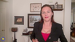 Horny American Milf Strips Off Her Clothes And Plays With Her Hairy Pussy – MatureNL