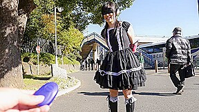 Newcomer Yui Kyouno has a fun day in the van giving handjobs to men – JapanHDV