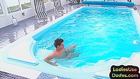 Pegging CFNM babes in heels fuck sissy in 3way with strapon