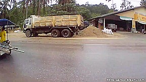 PORNLIFESTYLE – Holiday in Thailand – Part 2 – Little Caprice Dreams