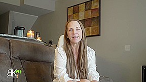 Mommy and Stepson Share a Couch! Aitsf230407