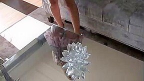 Blondyneczka robi pokaz przed kamerką specjalnie dla mnie