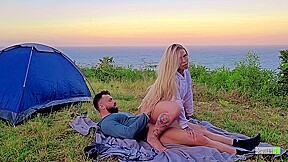 Lina Paige – Sexo Arriscado Casal Amador Real Fodendo Em Acampamento 520