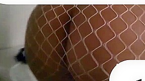 LOLITA EN LENCERIA CON MADURO