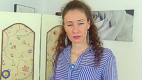British Mature Lady With A Hot Skinny Ass – MatureNL