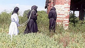 Inquisitions Spanking For The Witch – MaledomAustria