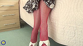 Mature Housewife Being Sexy In Her Red Lingerie – MatureNL