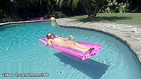Seth going for a shaved pussy – MMM100